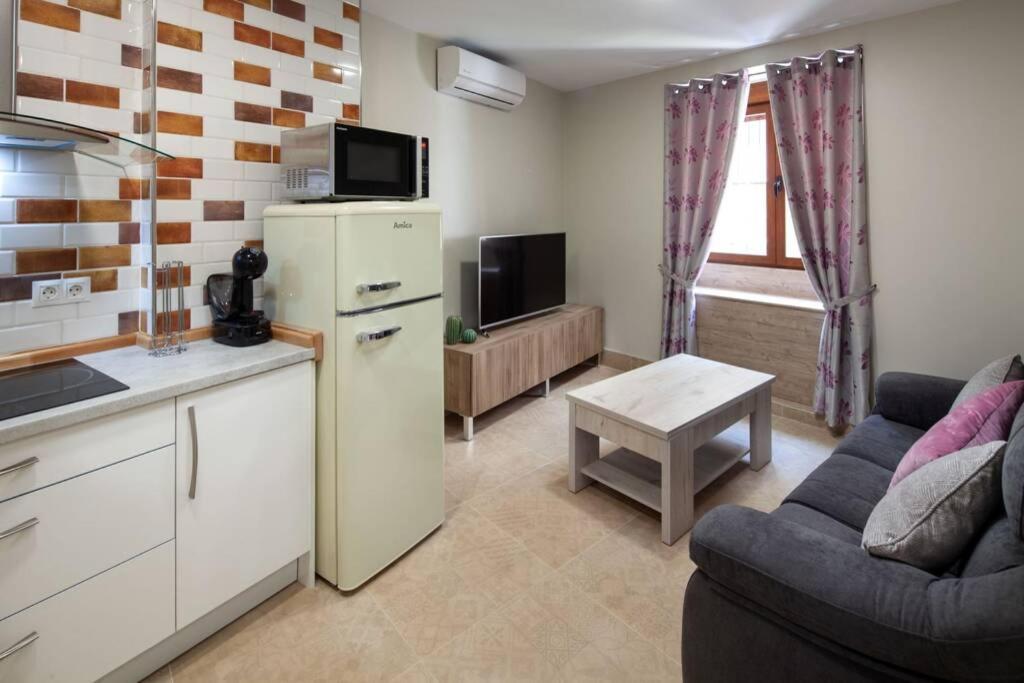 San Juan Roomalaga By Bossh! Apartments Buitenkant foto